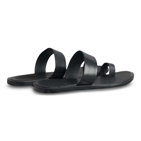 Comfortable Leather Chappals & Slippers For Men Online | dmodot
