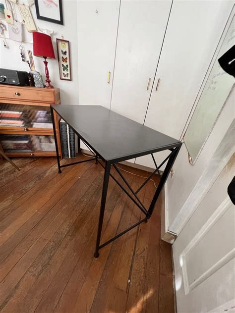 Computer Table Folding Study 的图像结果