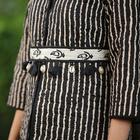 Buy Snowdrop Black & Off White Reversible Quilted Jacket | Rustorange