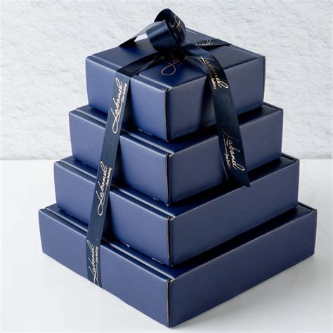 Pyramid Gift Hamper – Labonel Fine Baking