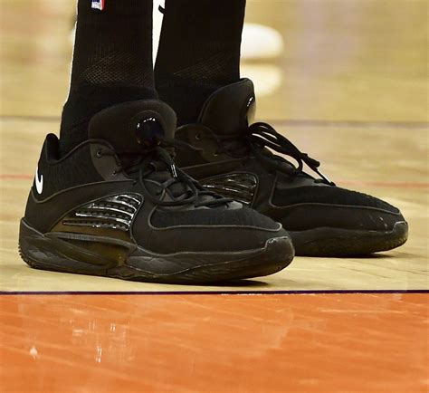 Kevin Durant debuts KD17 shoes in Game 1 - Bright Side Of The Sun