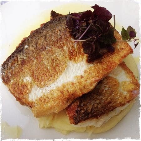 My favorite in Vienna - Reviews, Photos - Fischvierterl am Naschmarkt ...