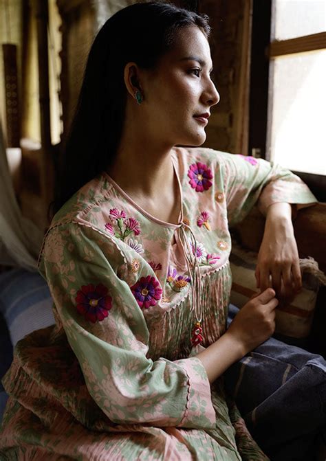 sustainable and comfortable customized clothing for women – shopraiman