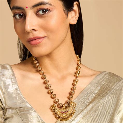 Explore Silver Pendant for Women | Authentic Silver Pendant Designs