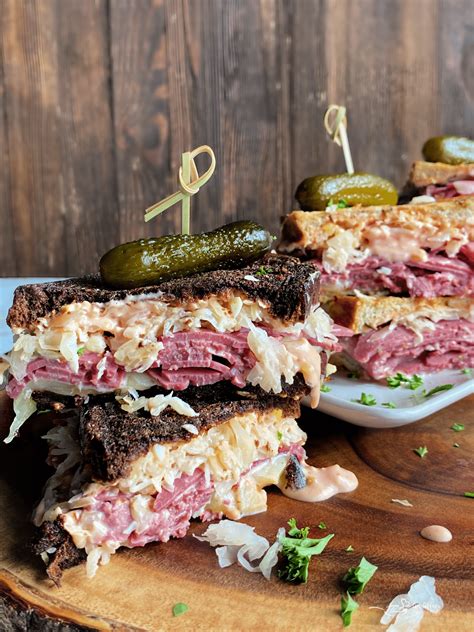 Corned beef reuben sandwich – Artofit
