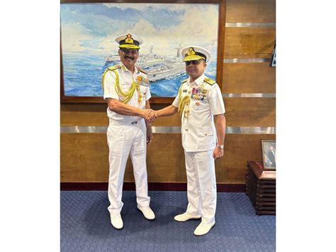 Indian Navy chief Admiral Dinesh K Tripathi calls on Sri Lankan PM ...