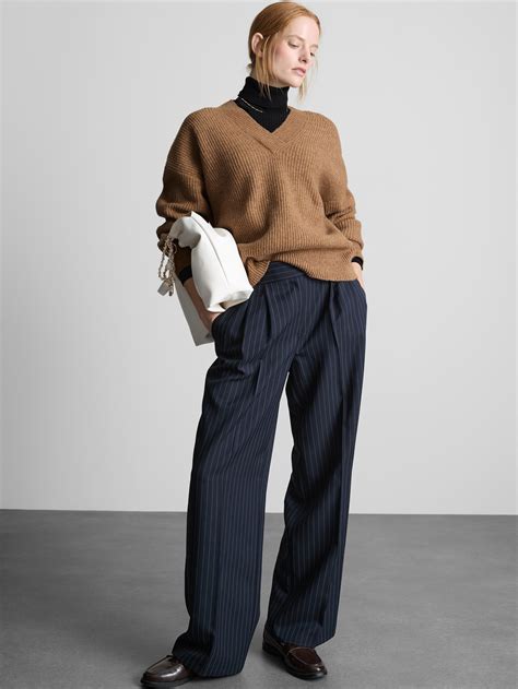 Womens Chocolate Ribbed V-Neck Jumper | Primark