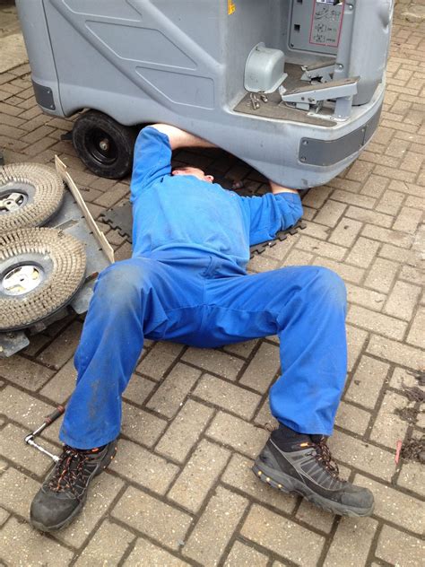 Floor Scrubber Repair, Sweeper Repair - Authorised Service Dealer