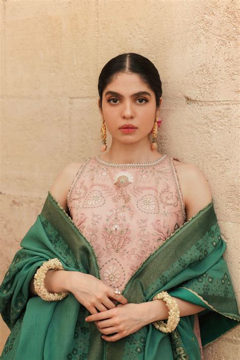 Zara Shahjahan Eid Luxury Lawn Collection 2022 – Zaina – YourLibaas