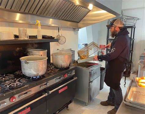 Lent calendar 2025: Lent dates; when is lent over? fish-fry Fridays