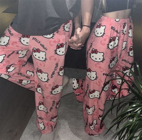 Pin by Damien♡ h on outfits | Matching couple outfits, Hello kitty ...