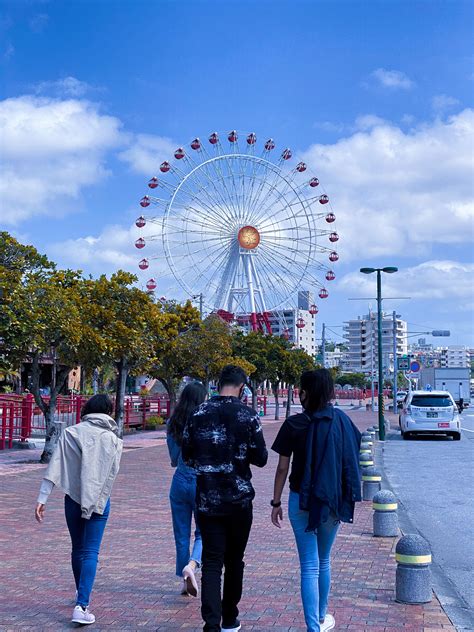 American village || Okinawa || japan : r/japanpics