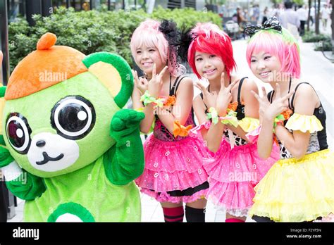 Japan People 的图像结果