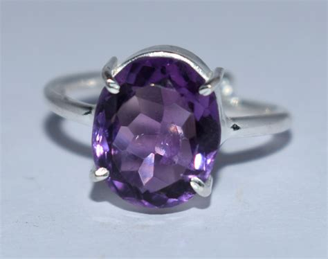 Amethyst Gemstone Ring | Crystal Empire Siri