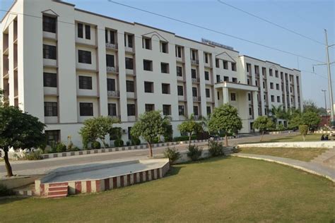 Raj Kumar Goel Institute of Technology & Management Ghaziabad B.Tech ...