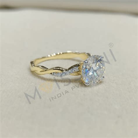 Moissanite Round Shape Ring-LR00254-moissani.in