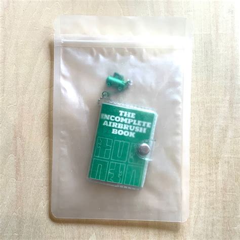 【ZINE / RISOGRAPH 】The (in)complete Airbrush Book The Incomplete Airbru ...