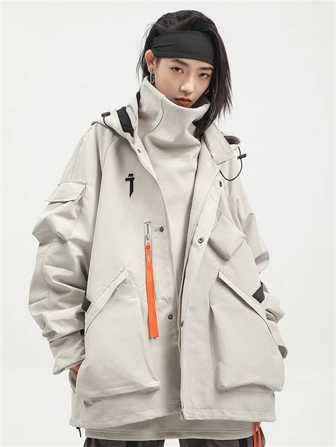 Technology Works Sweater 的图像结果