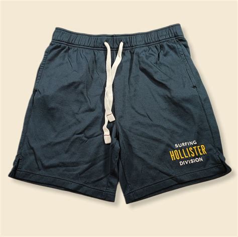 Hollister Shorts Men