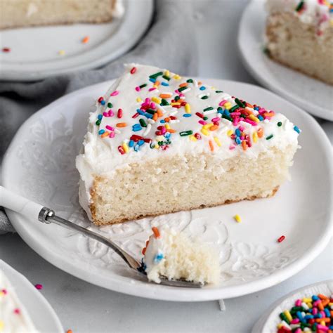 Father's Day Special: पापा के लिए बनाएं एगलेस वनीला केक - make-eggless ...