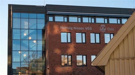 Undersøkelse om bruk av hjemmetjenester - Oslo kommune - Aktuelt Minimalist Background Background Background