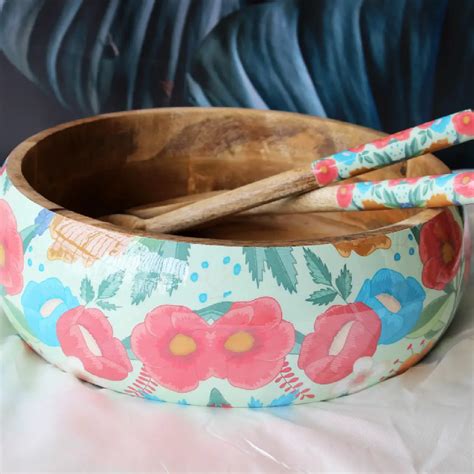 Monstera Hut: Luxuries Cushion Cover & Tray | Copper water bottle