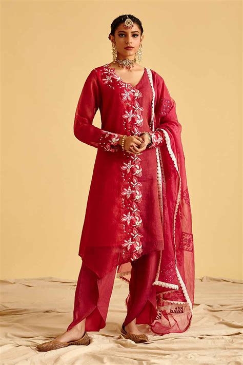 Shop Maroon Embroidered Kurta & Pant Set by LAHARIO at House of ...