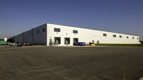 Collins Aerospace - Lenexa Center of Excellence - Workplace Architecture + Design