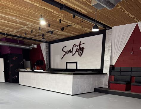 Signs recently went up for two Old Town Wichita nightclubs | Wichita Eagle