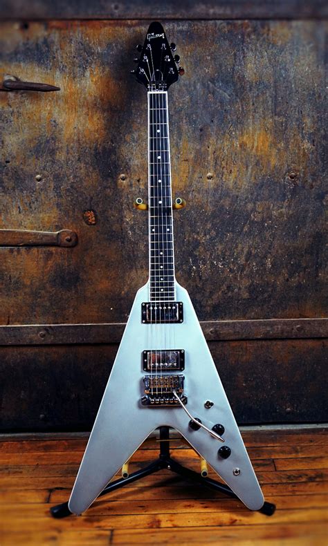 Who Uses A Flying V Guitar at Marcia Reames blog