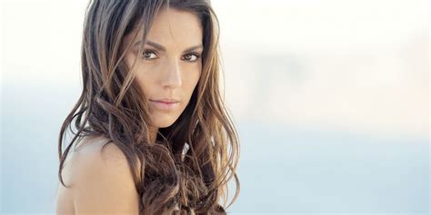 How To Pick Up Women - Dating Tips