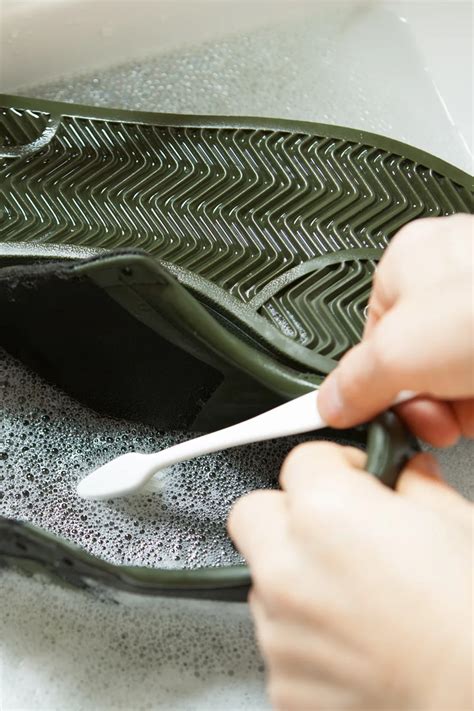 Amazing Toothpaste Hacks 的图像结果