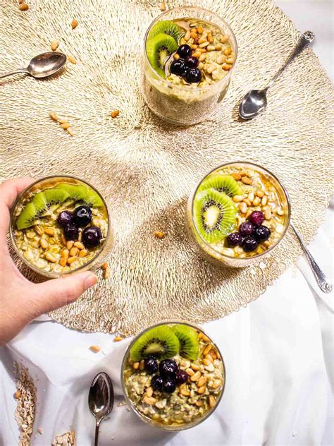Matcha Overnight Oats - Healthy Breakfast on the Go! » Joyful Dumplings ...