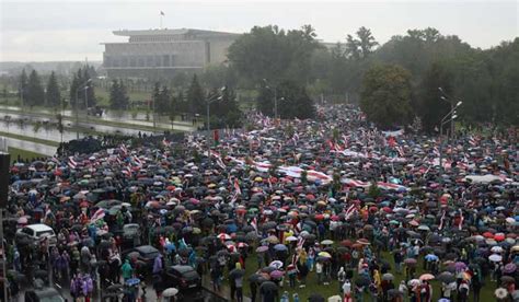 100,000 march in Minsk to demand Belarus leader resigns- The Week