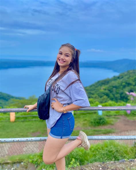 Salma Flores - Foto #9611 | Profile Rate