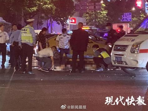 男子驾车撞人并持刀捅人，南京警方通报