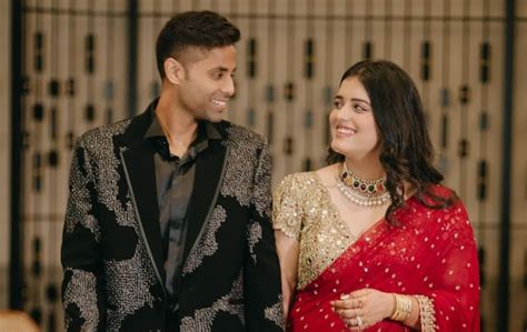 "Bhai ka jhagda ho gaya madam se?" - Photographer hilariously asks ...