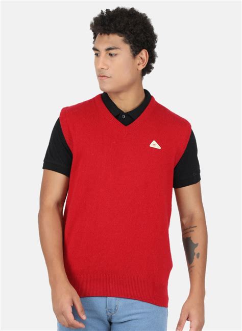 Buy Men Maroon Solid Sweater Online in India - Monte Carlo