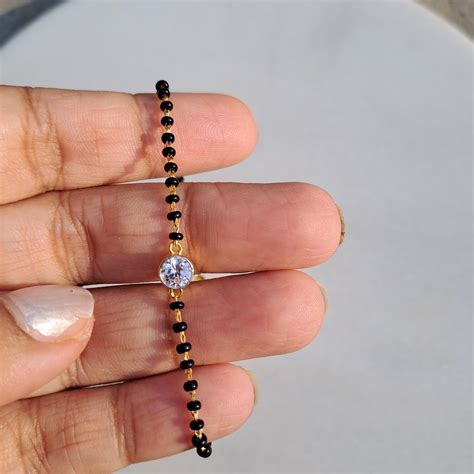 Buy Solitaire Round Moissanite Bracelet | Vai Ra