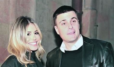 VUK SE USELJAVA KOD ANE! Posle TRI MESECA veze rešili da započnu ...