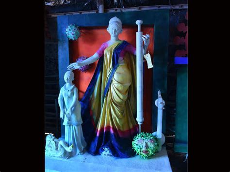 Ahead of Vasant Panchami, Jharkhand artisans make Covid vaccine-themed ...