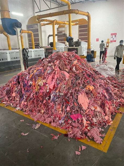 Bengaluru's Hasiru Batte Transforms Discarded Clothes Into Felt Bags ...