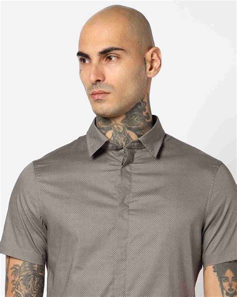 Men Brown Logo Execution Slim Fit Casual Shirts