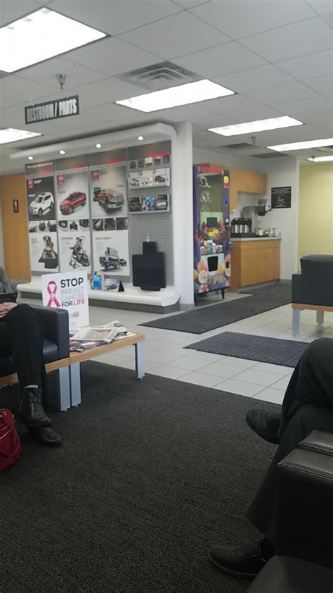 WILLIS NISSAN - Des Moines IA - Hours, Directions, Reviews - Loc8NearMe
