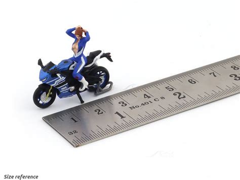 Honda Blue 1:64 Moreart scale bike model collectible | Scale Arts India