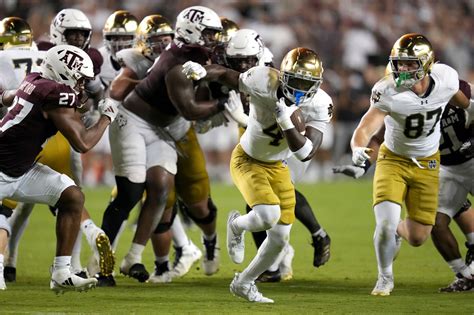 No. 7 Notre Dame opens with 23-13 win against No. 20 Texas A&M