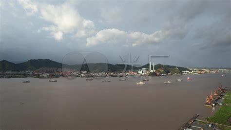 台州椒江349潜艇观光基地——日落余晖中的军港气息