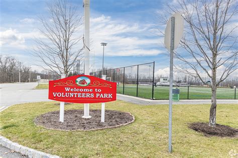 Florham Park, NJ City Guide | About Living in Florham Park - Homes.com