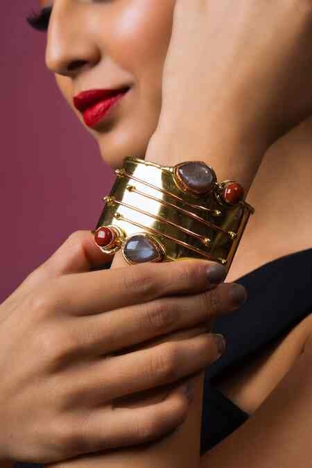 Buy Women's Designer Jewellery Collection at Aza Fashions