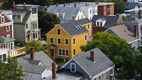 Cash-Out Refinance vs. HELOC: What You Need to Know